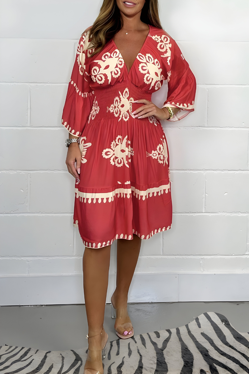 Elena™ | Kort bohemisk klänning med smickrande skärning och blommönster
