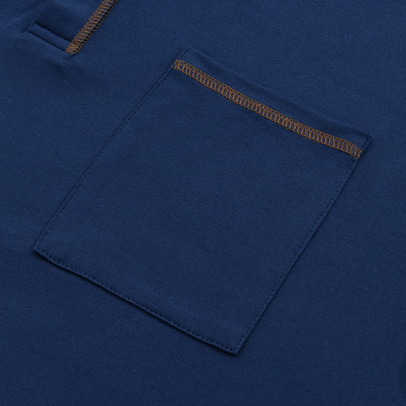 Olof – Stilren T-shirt med Henley-krage och colorblock