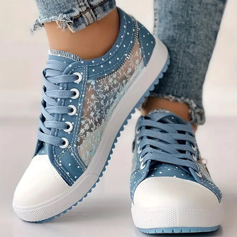 Stina™ – Frihet, stöd och stil i en och samma sneaker