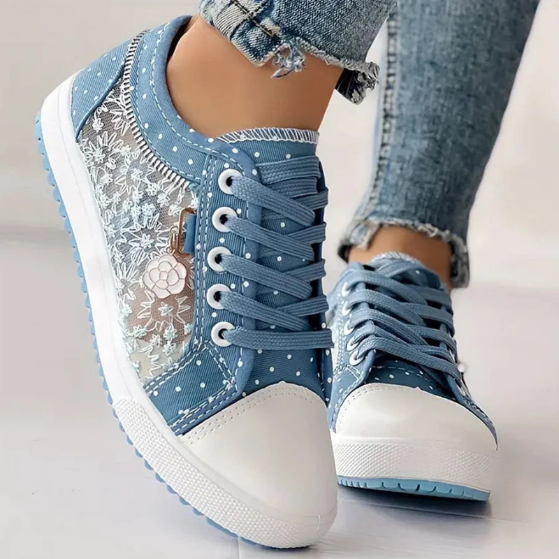 Stina™ – Frihet, stöd och stil i en och samma sneaker