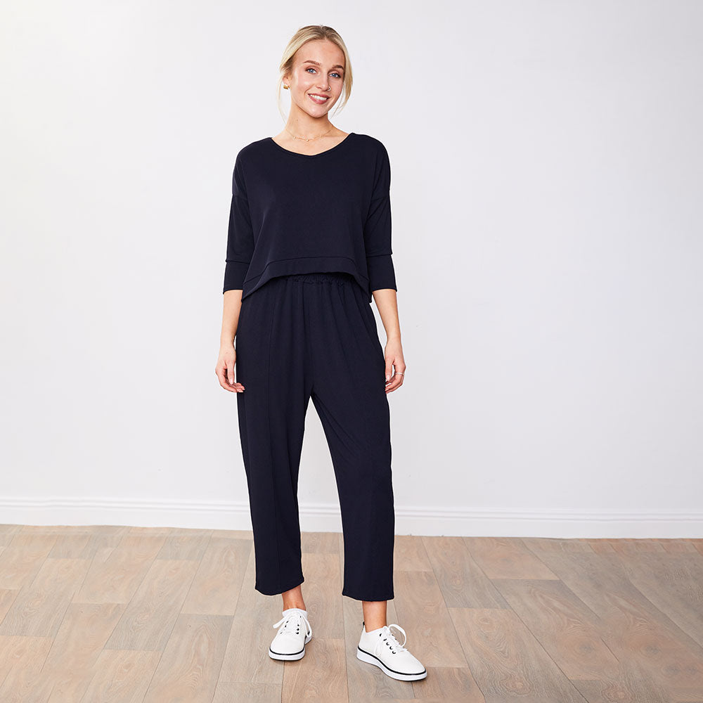 Julia™ |  Stil och komfort varje dag ! (Navyblå)