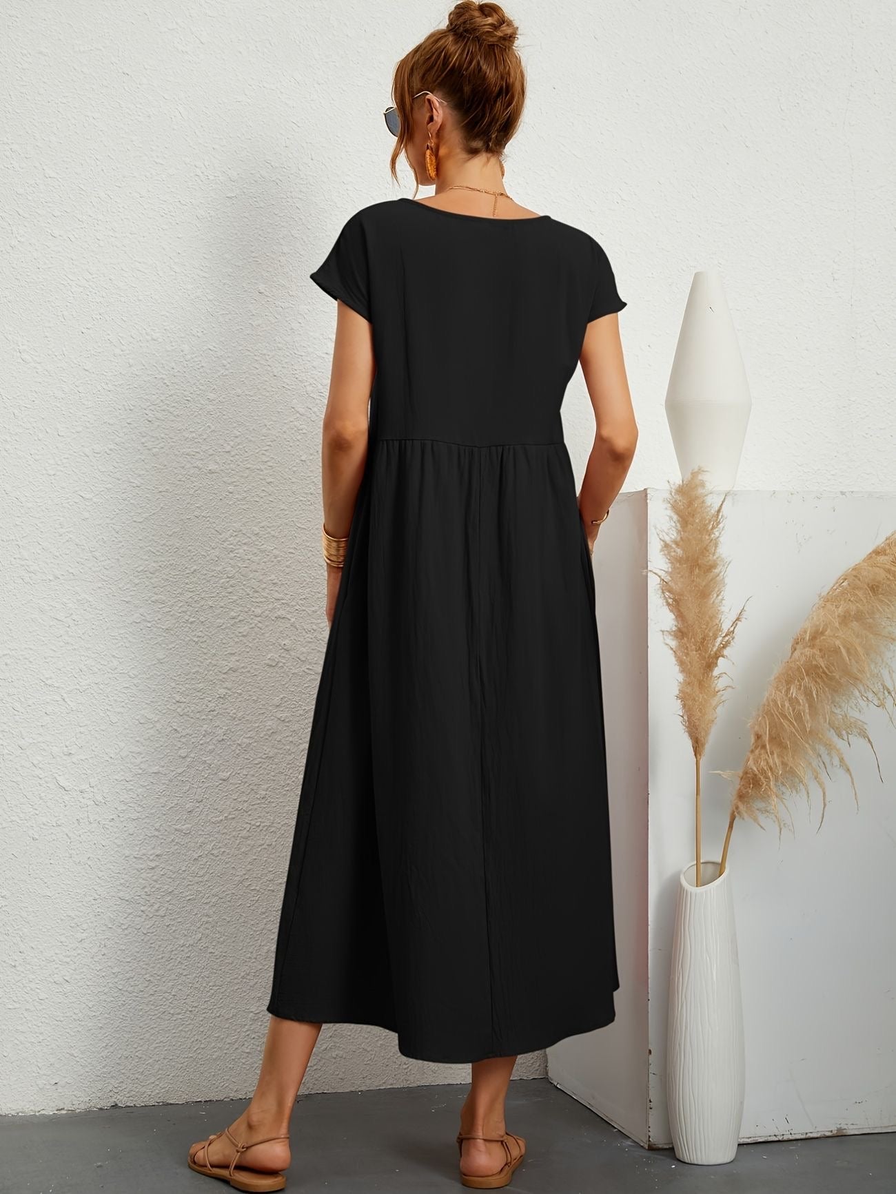 Gre™ – Elegant och luftig linne sommarklänning för varje dag