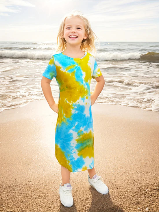 Lisa™ – Somrig Flickklänning ☀️👗 | Lätt, Trendig & Lekfull med Unik Tie-Dye Tryck