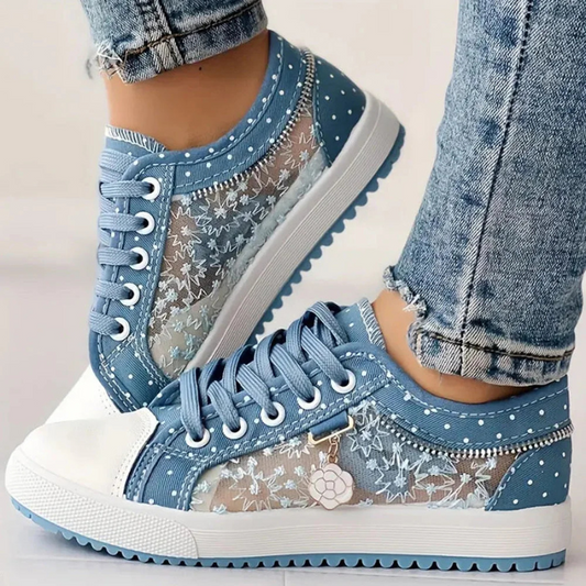 Stina™ – Frihet, stöd och stil i en och samma sneaker