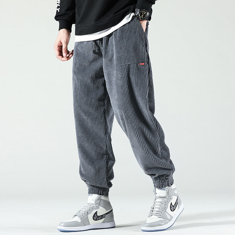 Loke™ – Ditt nya favoritplagg inom streetwear-byxor