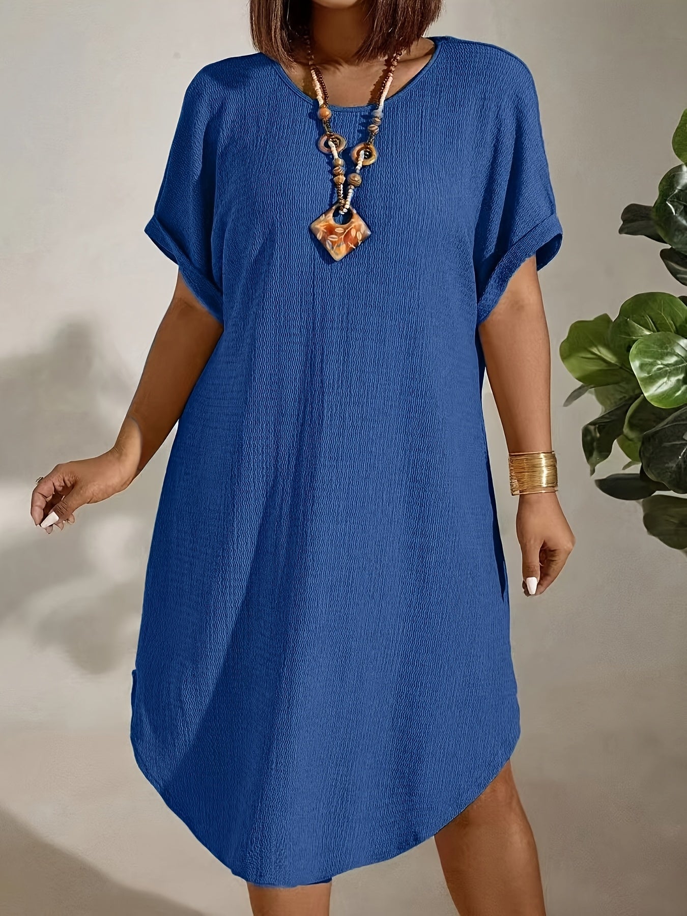 Viola™ | Plus Size Klänning med Rund Hals – Stilig och Bekväm