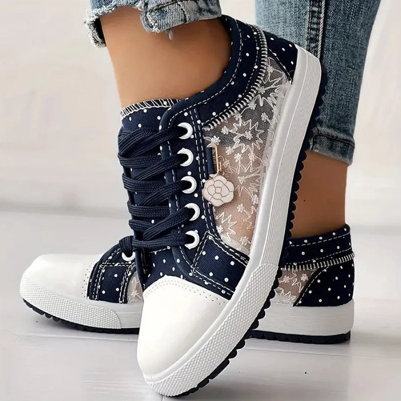 Stina™ – Frihet, stöd och stil i en och samma sneaker