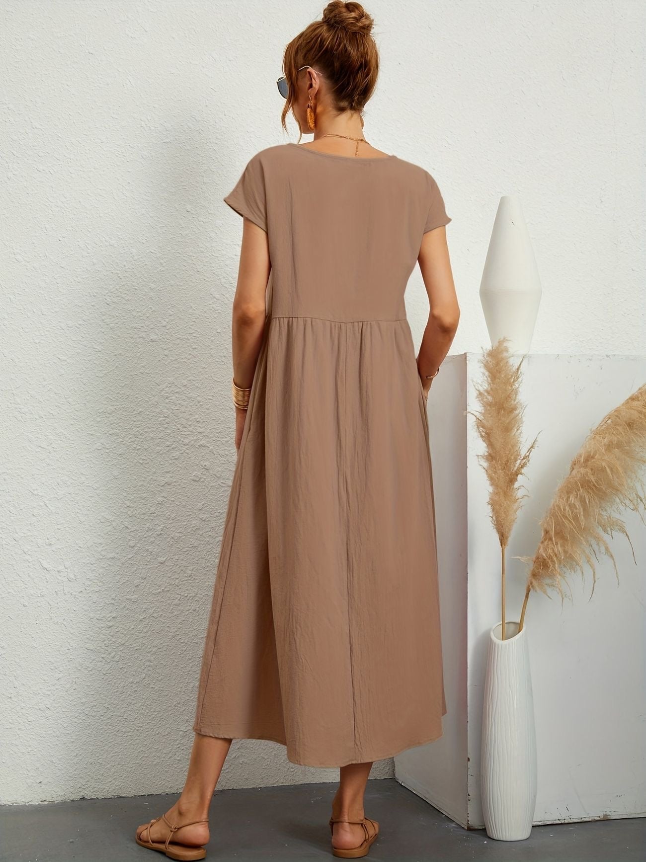 Gre™ – Elegant och luftig linne sommarklänning för varje dag
