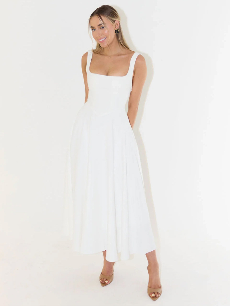 Grace™ | Minimalistisk midiklänning med fyrkantig urringning – Tidlös, elegant och feminin