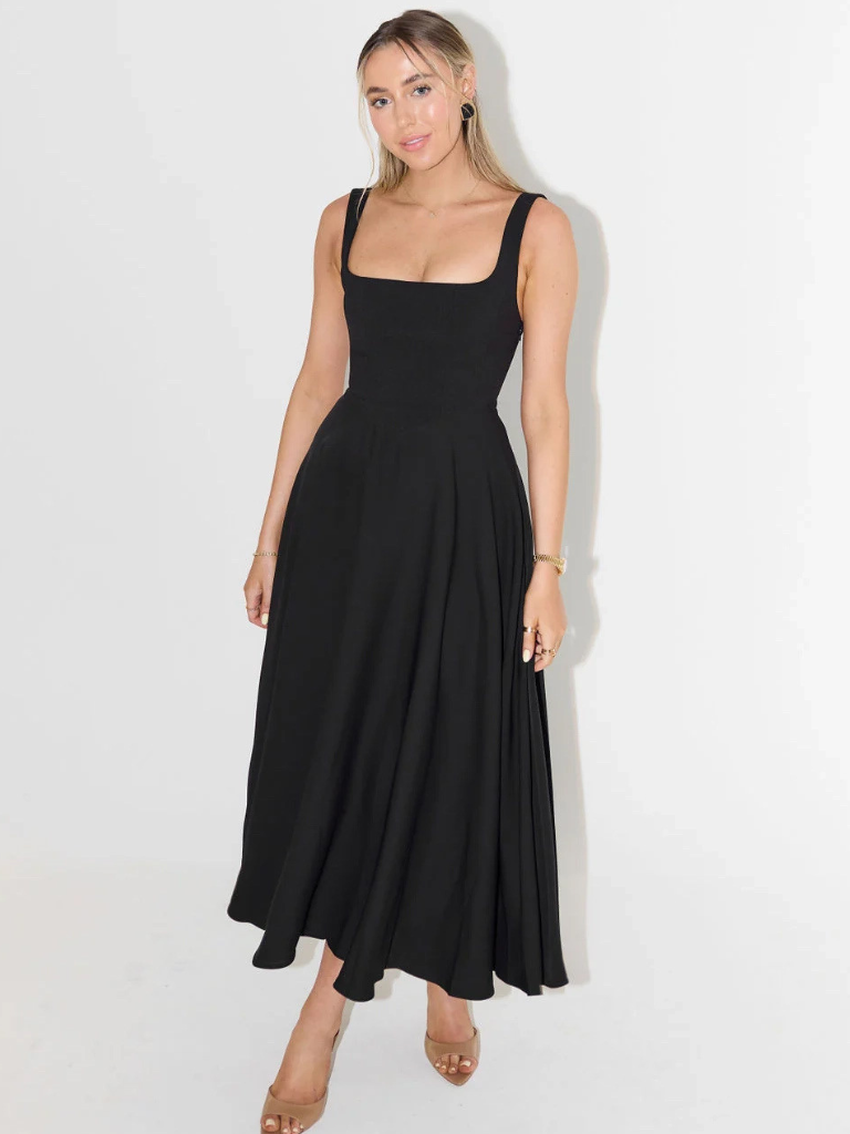 Grace™ | Minimalistisk midiklänning med fyrkantig urringning – Tidlös, elegant och feminin