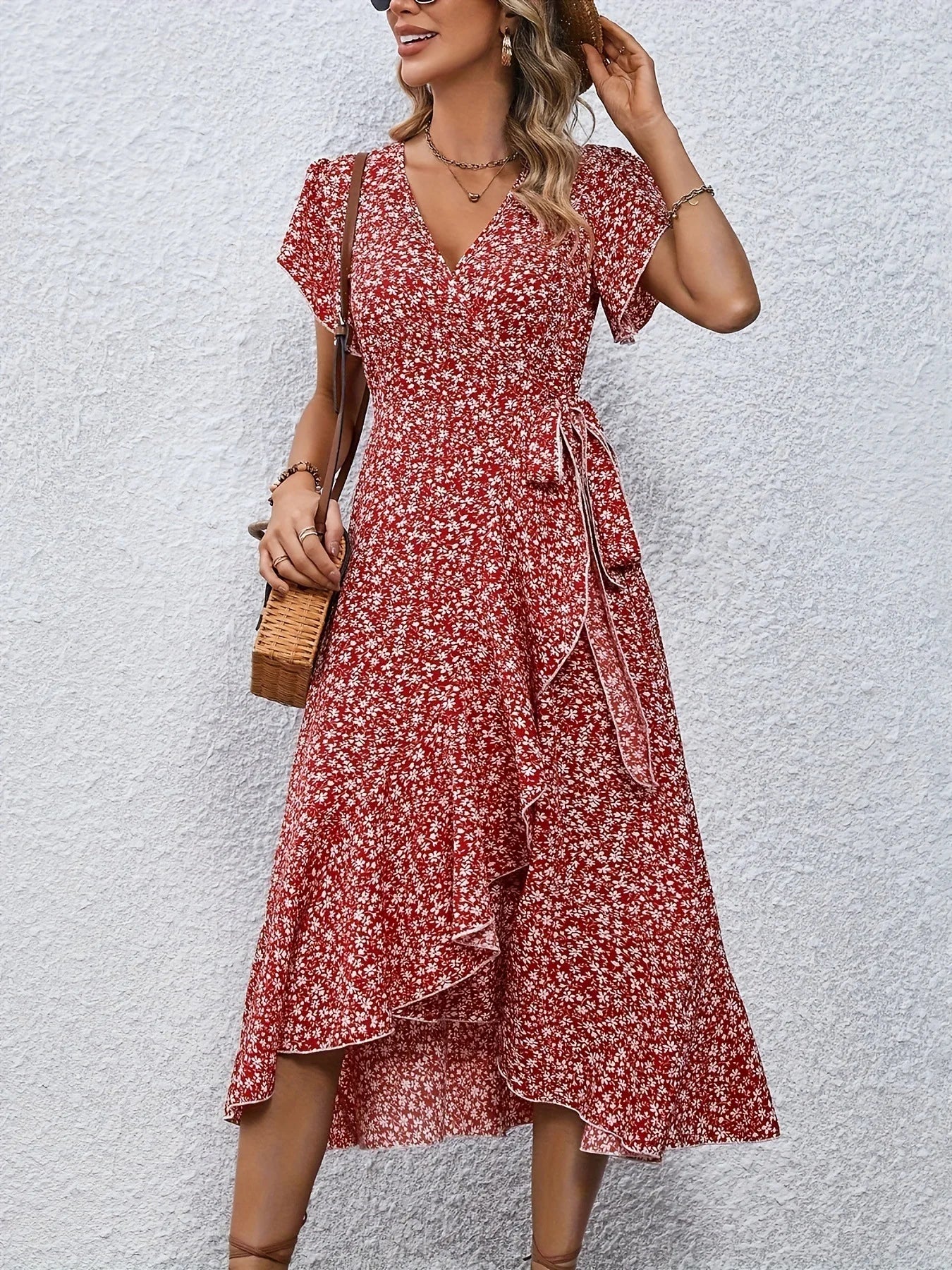 Camille™ | Somrig Klänning med V-ringning & Blommönster