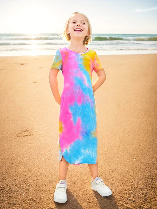 Lisa™ – Somrig Flickklänning ☀️👗 | Lätt, Trendig & Lekfull med Unik Tie-Dye Tryck
